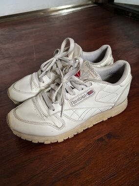 Reebok Classic White Leather Lace-Up Sneakers